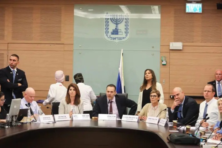 ועדת החינוך בדיון מיוחד